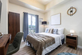 Furnished Studio Condo in Cebu IT Park with WiFi, Netflix and Pool Access